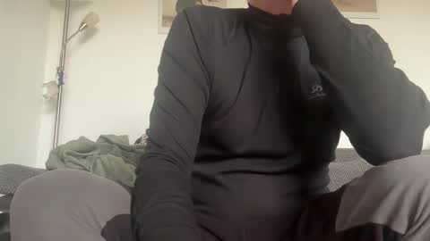 lustswitch2605 online show from February 12, 2025, 12:44 pm