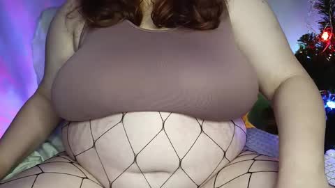 Snapshot of lustymuse chatting on December 18, 2025, 1:55 am Lustymuse online show from December 18, 2025, 1:55 am