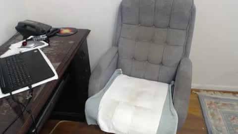 Luv2HavFunn online show from November 11, 2025, 2:39 pm