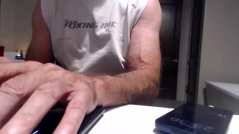 Snapshot of luv_missle chatting on March 31, 2026, 6:36 am luv_missle online show from March 31, 2026, 6:36 am