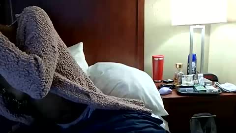 luvbug555 online show from November 4, 2025, 11:20 am