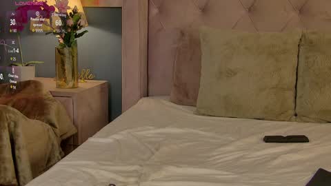 Luviahh  online show from March 27, 2026, 7:47 am