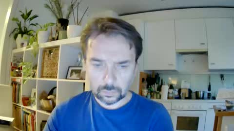 Snapshot of luvly chatting on January 28, 2025, 3:35 pm Luvly online show from January 28, 2025, 3:35 pm