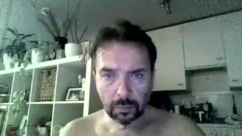 Snapshot of luvly chatting on October 17, 2025, 10:01 pm Luvly online show from October 17, 2025, 10:01 pm