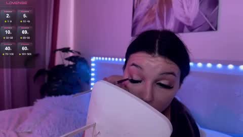 Veronica online show from July 2, 2026, 8:42 am