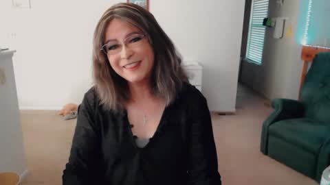 Britney online show from December 15, 2025, 5:50 pm