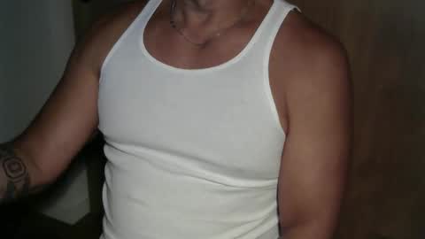 Snapshot of luvzjerkingoff chatting on October 23, 2025, 12:59 pm luvzjerkingoff online show from October 23, 2025, 12:59 pm