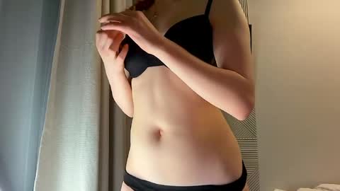 lux_angel online show from April 9, 2026, 10:48 pm