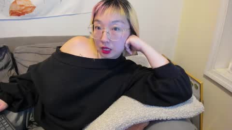 Snapshot of luxgray chatting on January 18, 2025, 3:09 am LuxGray online show from January 18, 2025, 3:09 am