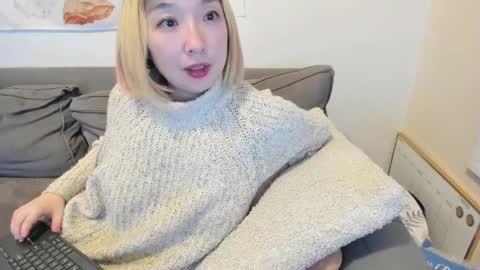 Snapshot of luxgray chatting on March 2, 2025, 3:45 am LuxGray online show from March 2, 2025, 3:45 am