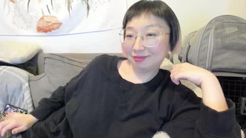 Snapshot of luxgray chatting on December 20, 2025, 11:12 pm LuxGray online show from December 20, 2025, 11:12 pm