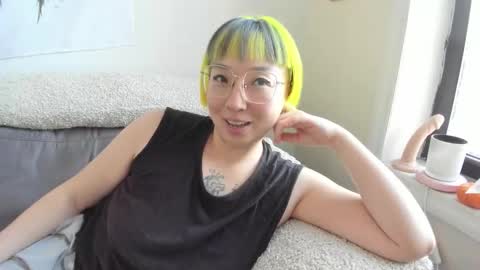 Snapshot of luxgray chatting on February 28, 2026, 9:16 pm LuxGray online show from February 28, 2026, 9:16 pm