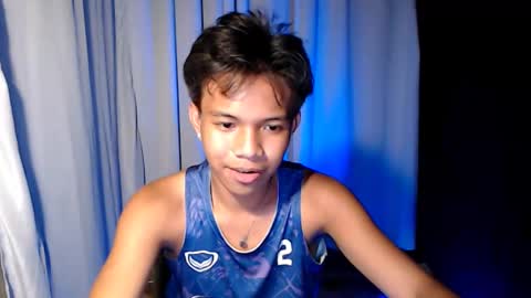 luxirfy online show from April 29, 2026, 6:47 pm