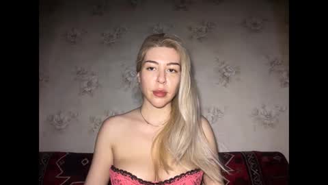 Snapshot of luxsonyastar chatting on May 16, 2026, 7:34 pm LuxSonyaStar online show from May 16, 2026, 7:34 pm