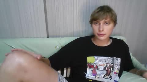 luxury_bob online show from December 19, 2025, 10:44 am