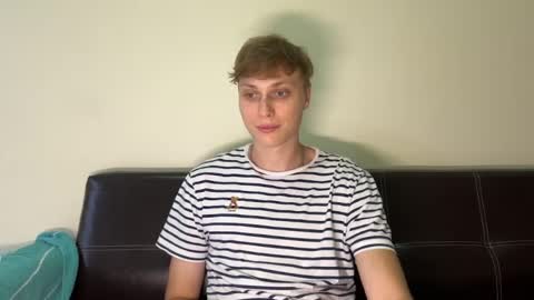 luxury_bob online show from April 27, 2026, 1:14 am