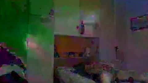 luxx72boy online show from May 24, 2026, 3:44 am