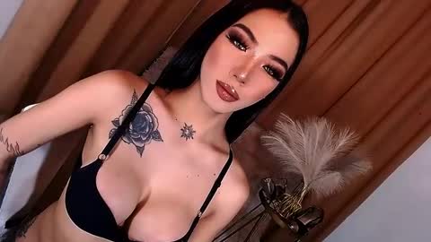 luxy online show from January 11, 2025, 6:14 am