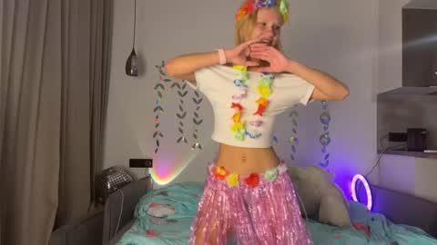 Snapshot of lxsundolyxl_ chatting on October 4, 2025, 3:26 am lxsundolyxl_ online show from October 4, 2025, 3:26 am