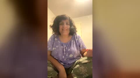 lydiasheer online show from June 21, 2026, 3:53 am