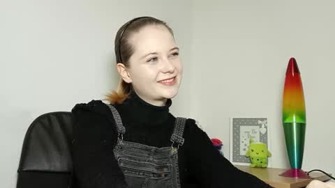 Snapshot of lydiasunny chatting on October 16, 2025, 6:31 pm Lydia online show from October 16, 2025, 6:31 pm