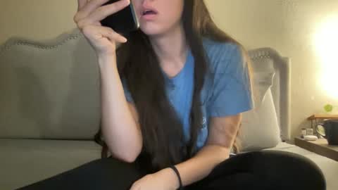 Olivia online show from December 2, 2025, 1:44 am