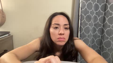 Olivia online show from February 11, 2026, 1:32 am