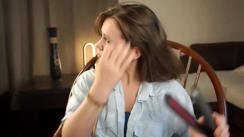 hi im Lyle online show from March 10, 2025, 4:28 am