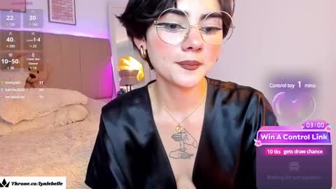 Snapshot of lyn_lebelle chatting on January 14, 2025, 7:27 am Lyn online show from January 14, 2025, 7:27 am