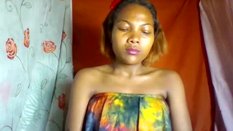 Snapshot of lyndah19 chatting on January 18, 2026, 8:01 pm lyndah19 online show from January 18, 2026, 8:01 pm