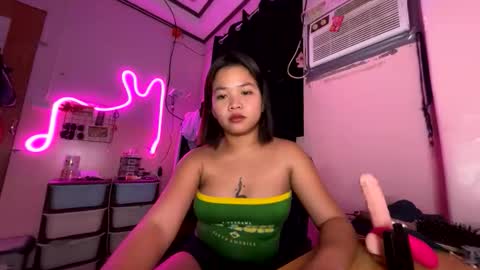 I am Lyn- DONT FORGET TO FOLLOW ME online show from October 9, 2025, 9:13 pm