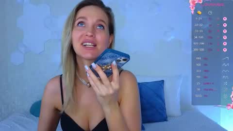 Lana online show from February 10, 2026, 3:43 am