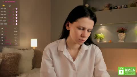 Lola online show from March 2, 2025, 3:59 pm