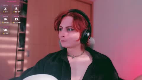 Snapshot of lyodass chatting on February 18, 2025, 10:36 pm Lyodass online show from February 18, 2025, 10:36 pm