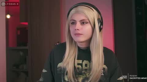 Snapshot of lyodass chatting on February 3, 2026, 1:04 am Lyodass online show from February 3, 2026, 1:04 am