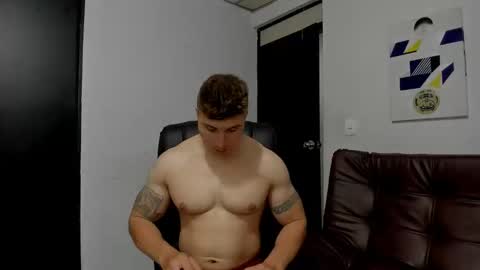 Lyonel online show from November 1, 2025, 1:07 am