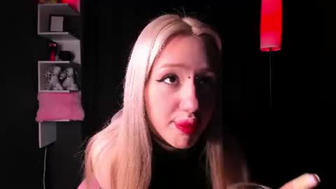 Lyra 3 online show from July 13, 2026, 5:16 pm