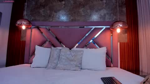 Lysa  online show from March 15, 2026, 3:12 am