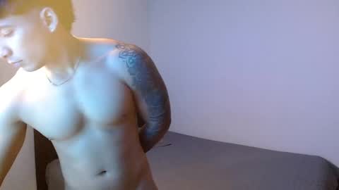 Snapshot of m1chaelx_ chatting on May 26, 2026, 2:46 pm MICHAEL online show from May 26, 2026, 2:46 pm