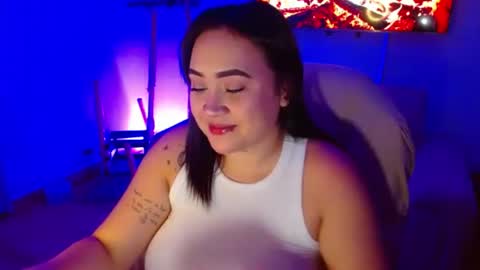 Snapshot of m33li chatting on February 8, 2026, 12:58 am Meli online show from February 8, 2026, 12:58 am