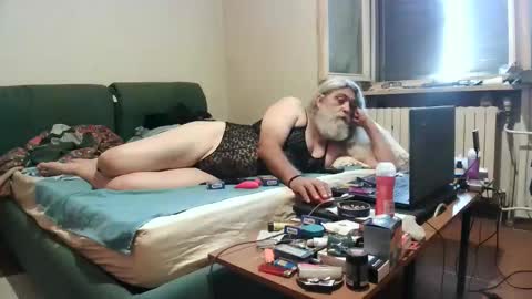 Snapshot of maax1970to chatting on September 21, 2025, 1:24 pm maax1970 online show from September 21, 2025, 1:24 pm