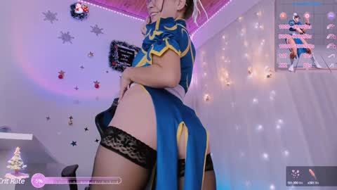 Snapshot of maca_rena_ chatting on December 10, 2024, 4:49 pm MacarenaIndependent model  online show from December 10, 2024, 4:49 pm