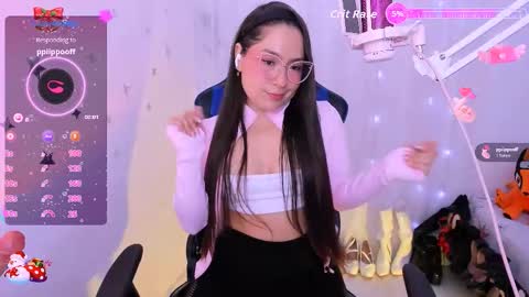 MacarenaIndependent model  online show from November 29, 2025, 4:10 pm