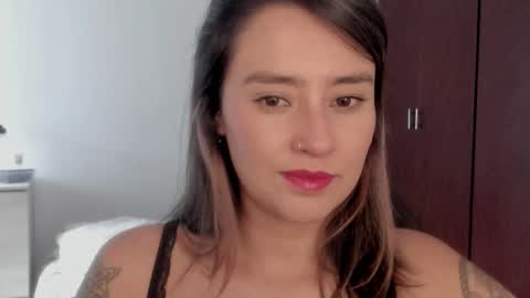 Maca online show from December 21, 2025, 2:13 pm