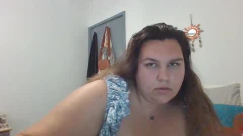 macca_105 online show from November 8, 2025, 2:01 am