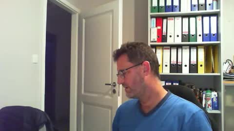 Snapshot of macfly67 chatting on May 12, 2026, 7:33 pm macfly67 online show from May 12, 2026, 7:33 pm