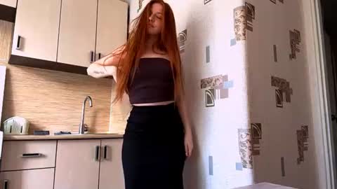 Snapshot of machelleunderdahl chatting on June 22, 2026, 3:25 am Nicole online show from June 22, 2026, 3:25 am