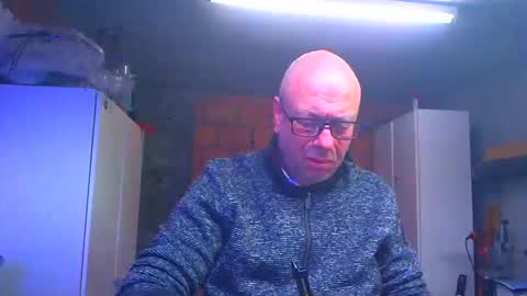 Andy online show from April 14, 2026, 3:40 pm