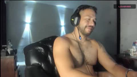 Snapshot of machohandsome chatting on March 3, 2026, 9:26 am Javier papichulo master how do you want online show from March 3, 2026, 9:26 am