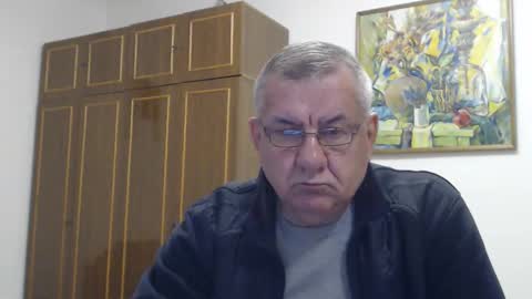 Macho online show from October 21, 2025, 6:52 pm